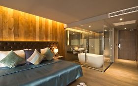 Le Coral Hideaway Beyond Phuket 5